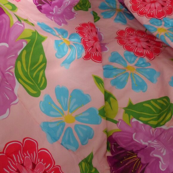 Frozen Floral Breeze Twin/Full Reversible Bedding Comforter - Picture 4 of 7